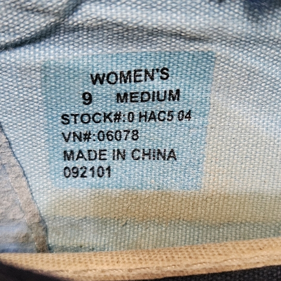 #006 L.L.BEAN Canvas Sneakers - Various colors/styles - Picture 9 of 11